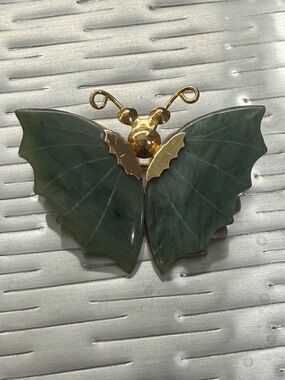 Vintage Jade Butterfly Brooch Pin Gold Tone
